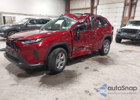 2025 Toyota Rav4 Xle из США, поврежденный, VIN 2T3P1RFV3SW562590